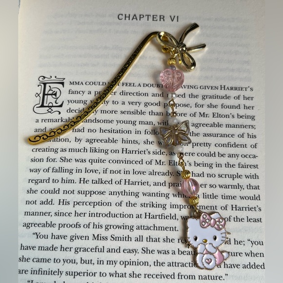 *2 for $20* Hello Kitty Gold and Pink Charm Beaded Bookmark - Picture 3 of 7